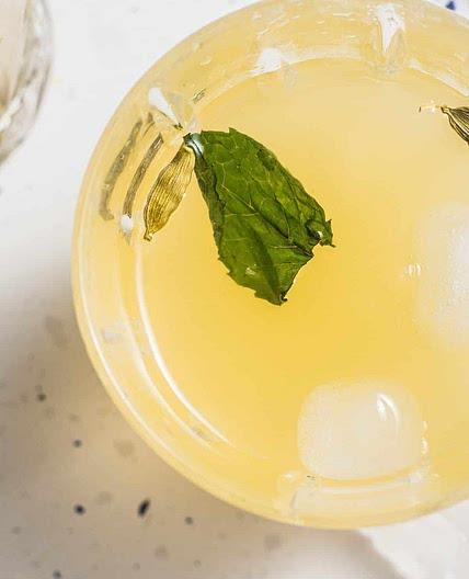 Limbu Sarbat (Indian Lemonade)