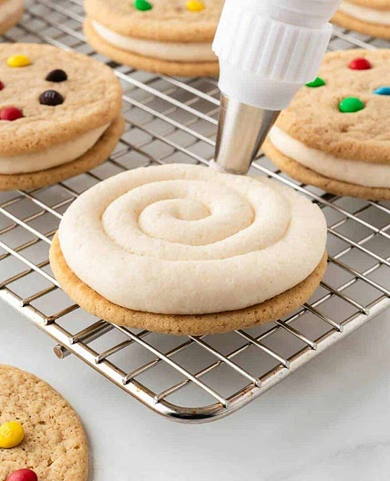 Cookie Sandwich Frosting