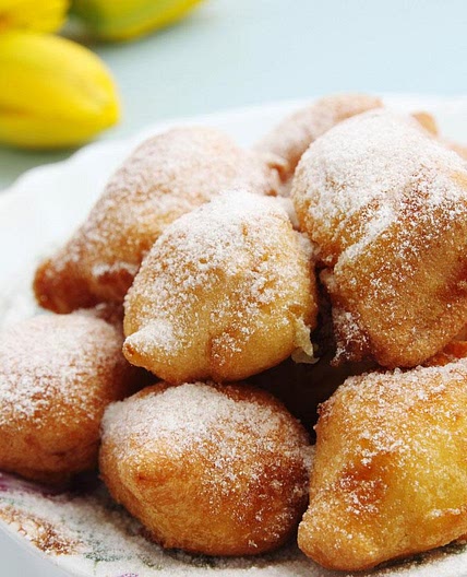 Receita de Bolinho de chuva simples