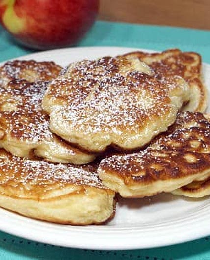Racuchy z Jablkami (Polish Apple Pancakes)