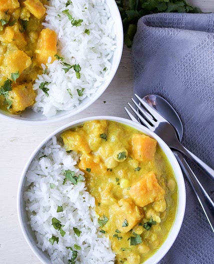 Yellow Squash and Chickpea Curry