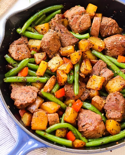 Whole30 Steak and Vegetable Skillet: Paleo One Pan Meal