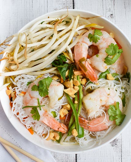 Low-FODMAP Shrimp Noodle Bowl using Slow Cooker; Gluten-free, Dairy-free