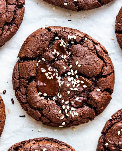 Vegan chocolate cookies with tahini