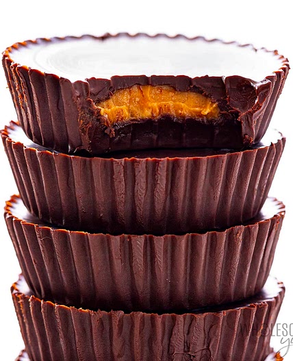 Keto Peanut Butter Cups (5 Ingredients)