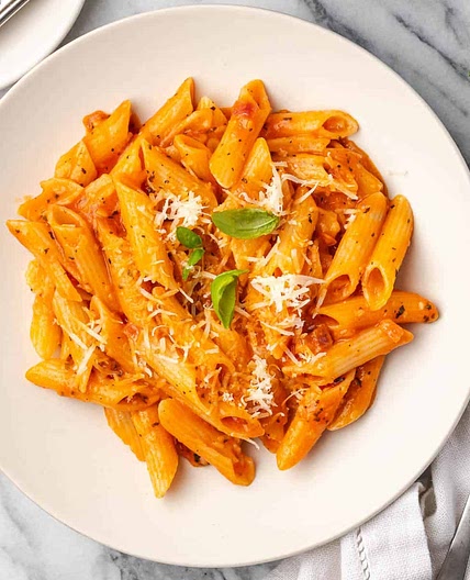 Rose Sauce Pasta (Pink Sauce Pasta)