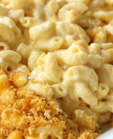 Southern Baked Macaroni and Cheese Casserole