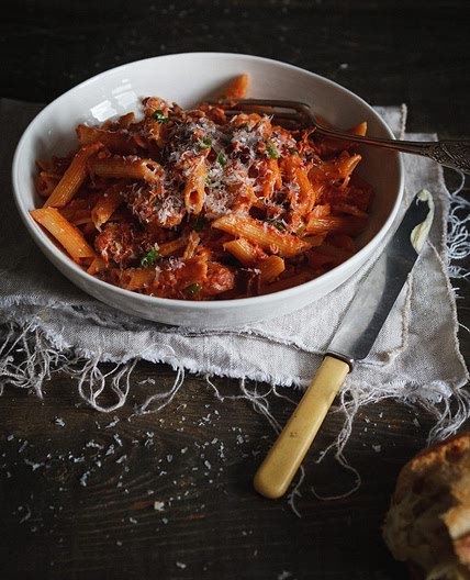 Penne alla gigi (champignons, pancetta, prosciutto & sauce rosée)