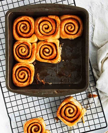 Best Ever Vegan Cinnamon Rolls Recipe