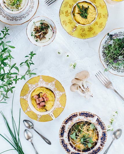 omelette dans une tasse (garniture de légumes au choix)