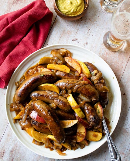 Bratwurst with Beer, Apples and Onions