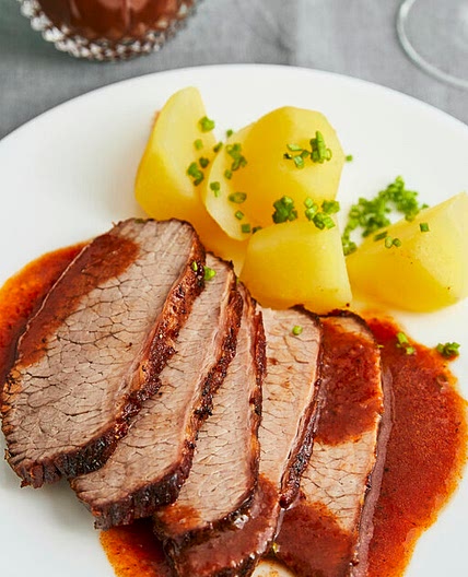 Rinderbraten – nach Omas Geheimrezept – zart & saftig