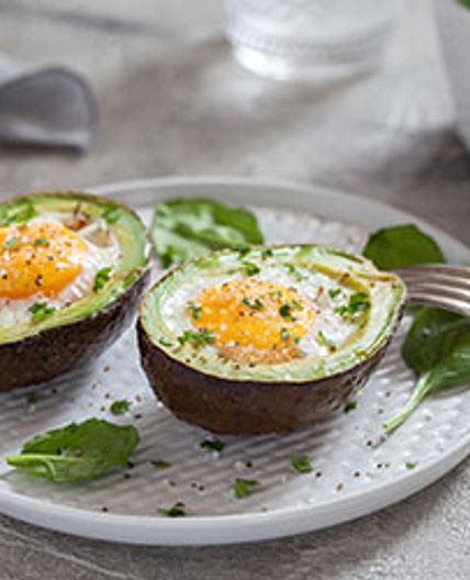 Baked Eggs in Avocado