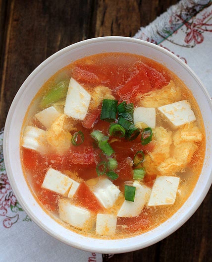 Tofu Egg Soup with Tomatoes