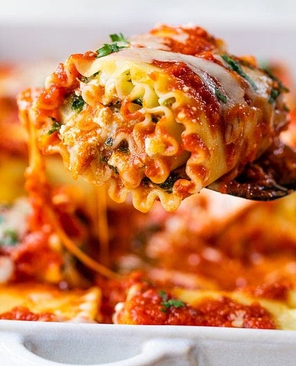 Spinach Artichoke Lasagna Roll-up