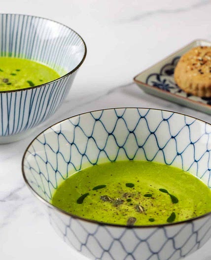 Velvety Spinach and White Bean Soup (Vegan & Gluten-Free)