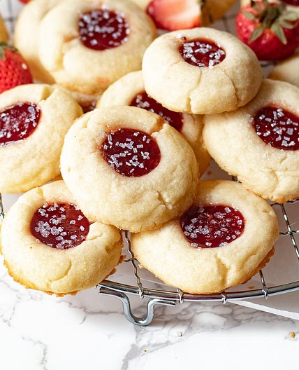 Strawberry Shortbread Cookies - Strawberry Jam Cookies Recipe