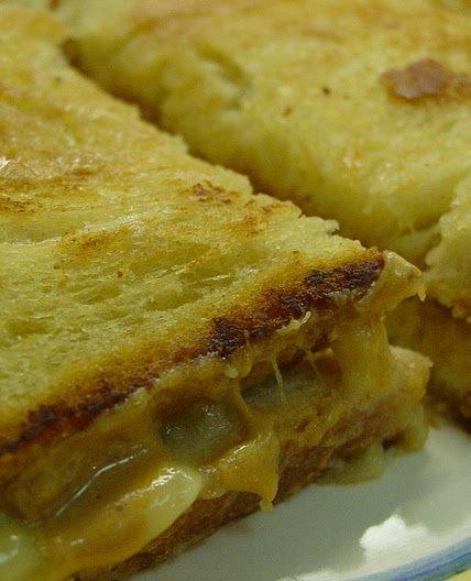 Elvis Presley's Grilled Peanut Butter and Banana Sandwich