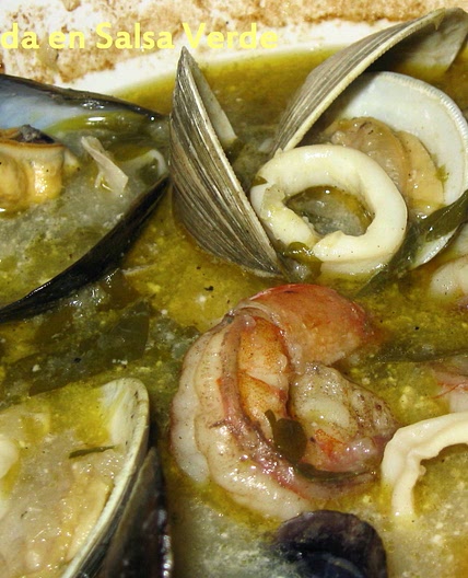 Mariscada En Salsa Verde (Seafood Stew in Green Sauce)