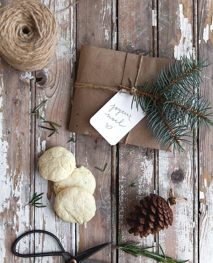 Biscuits au beurre, citron & romarin