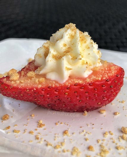 Deviled Strawberries (Made with a Cheesecake Filling)