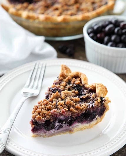 Blueberry Cream Pie with Streusel Topping