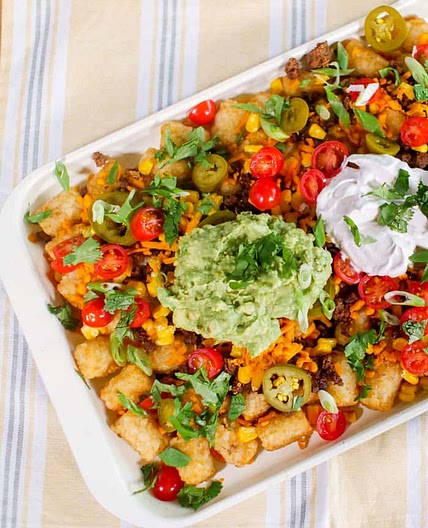 Tater Totchos Recipe {Vegetarian + Vegan} — How To Make Tater Tot Nachos