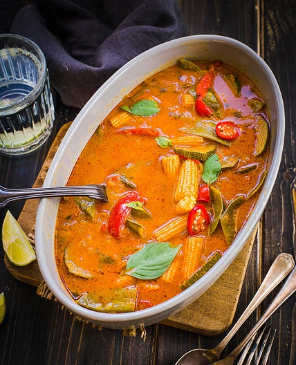 INSTANT POT THAI RED CURRY {+ VIDEO RECIPE }