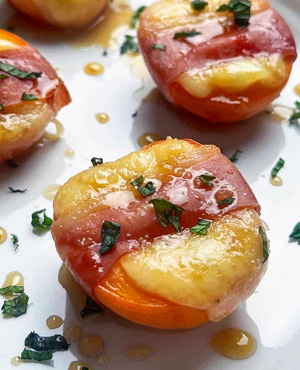 Prosciutto-Wrapped Apricots with Honey and Brie