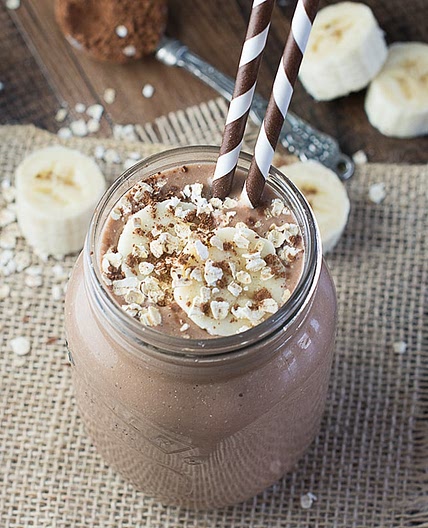 Coconut, Banana & Chocolate Breakfast Smoothie