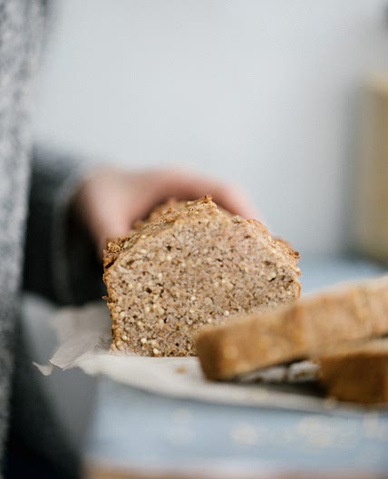 pain aux bananes croquant au millet & aux épices