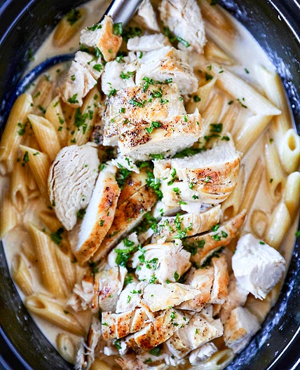 Slow Cooker Chicken Alfredo