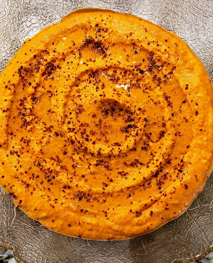 Roasted red pepper hummus