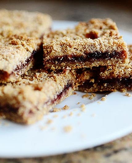 Strawberry Oatmeal Bars