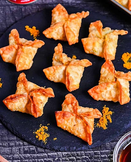 Curry Flavor Age Gyoza (Deep-Fried)