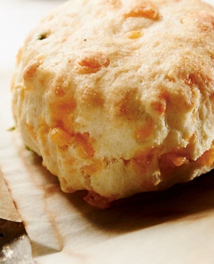Garlic Cheddar Biscuits