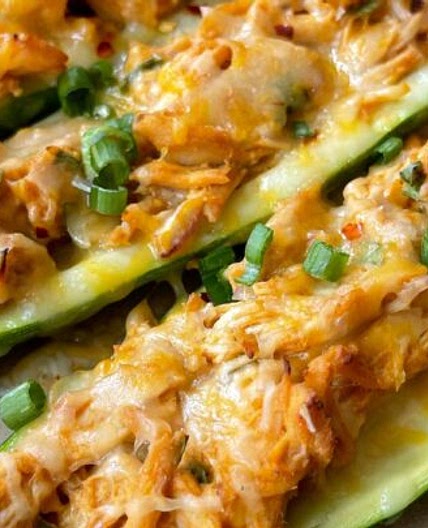 Buffalo Chicken Zucchini Boats
