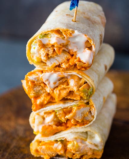 5 Minute Buffalo Chicken Wraps