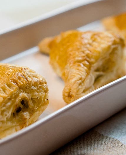Pate Chaud - Vietnamese Pork Puff Pastry