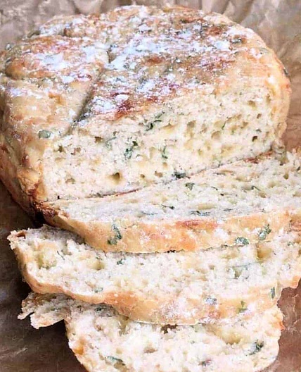 Slow Cooker Mozzarella and Herb Soda Bread