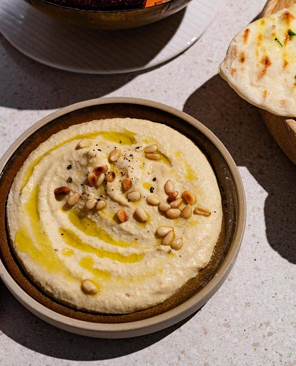 Klassischer Hummus