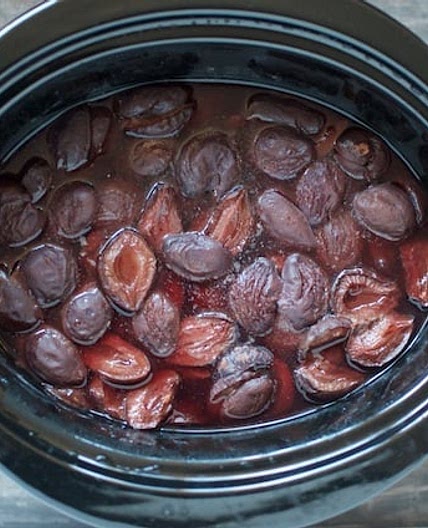 Slow Cooker Brown Sugar Plum Butter