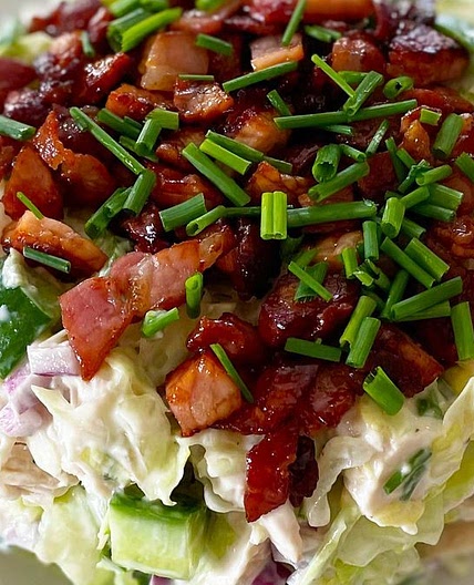La Scala-style French onion chicken and bacon salad recipe