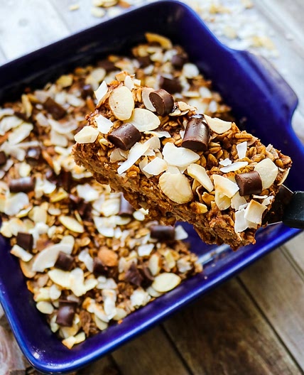 Easy Chocolate Baked Oatmeal with Almonds and Coconut