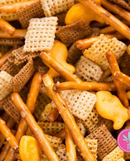 Cannabis Snacks: Pot Party Mix