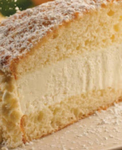 Olive Garden's Lemon Cream Cake