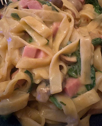 Tagliatelle roomsaus