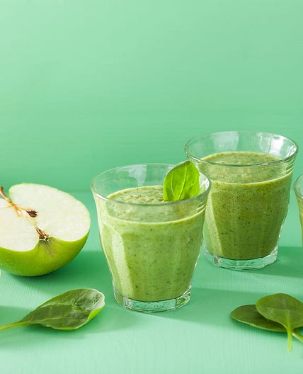 Revitalize with Homemade Apple Pear Detox Juice 🍏🍐🥤