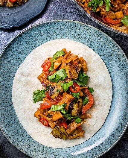 Vegan jackfruit 'pulled pork' tacos with grilled pineapple