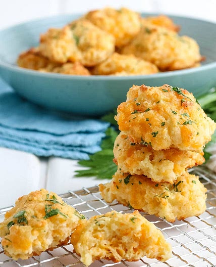 Red Lobster Cheddar Bay Biscuits